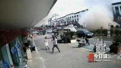 DƬ